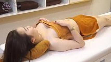 Massage địt nhau tại Việt Nam